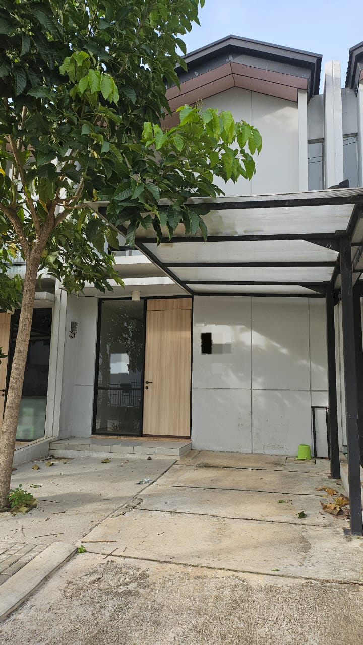 Rumah disewakan di Waterfront Lippo Cikarang